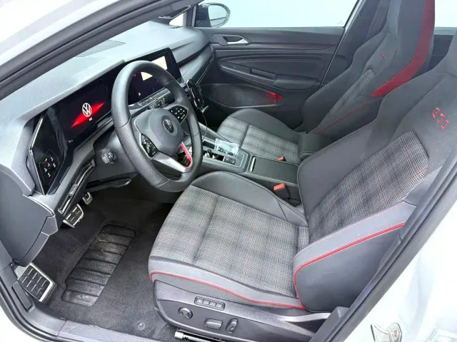 Volkswagen Golf GTI — Фото автомобиля 4