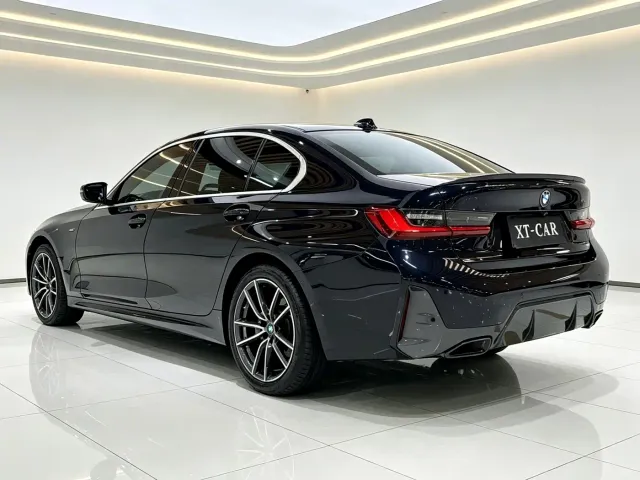 BMW 3 Series — Фото автомобиля 11