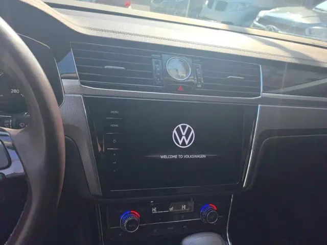 Volkswagen Phideon — Фото автомобиля 13