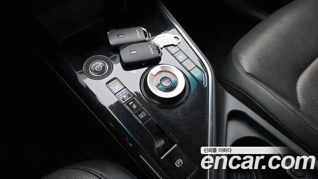 Kia Niro New — Фото автомобиля 12