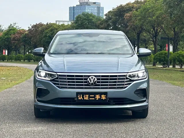 Volkswagen Lavida — Фото автомобиля 2