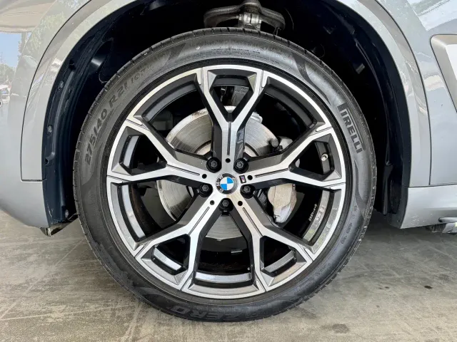 BMW X5 — Фото автомобиля 17