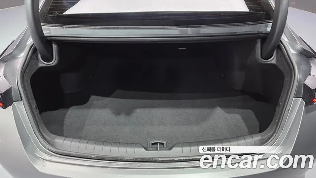 Kia K8 K8 (New) Hybrid — Фото автомобиля 19