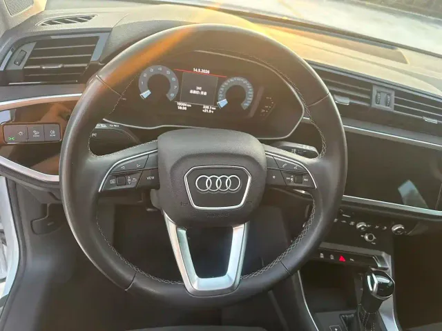 Audi Q3 — Фото автомобиля 11