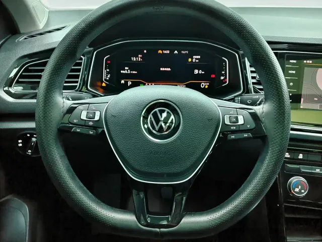 Volkswagen T-Roc — Фото автомобиля 12
