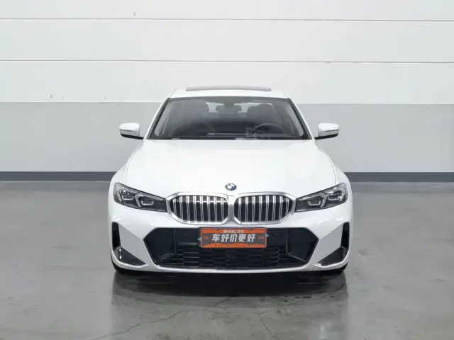 BMW 3 Series — Фото автомобиля 3