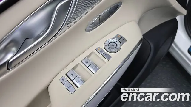 Genesis GV70 2.5T Бензин 2WD — Фото автомобиля 14