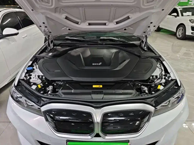BMW i3 — Фото автомобиля 19