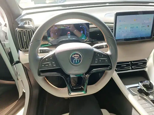 BYD Song Pro — Фото автомобиля 10