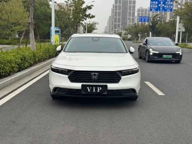 Фотография автомобиля — Honda Accord