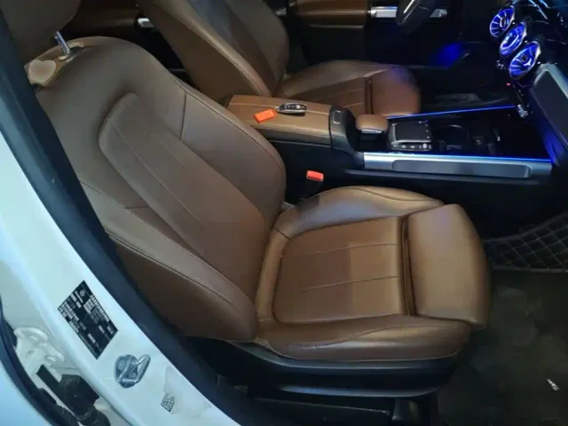 Mercedes-Benz GLB-Class — Фото автомобиля 24