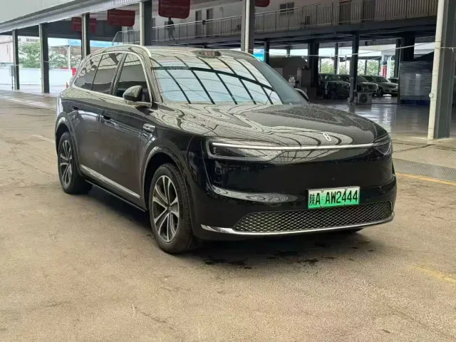Aito M7 — Фото автомобиля 3