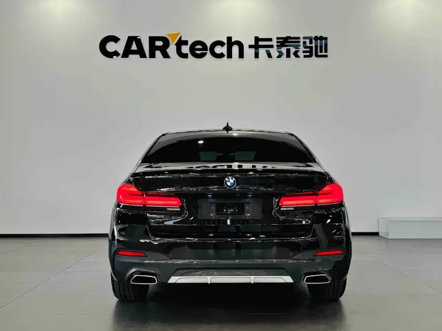 BMW 5 Series — Фото автомобиля 6