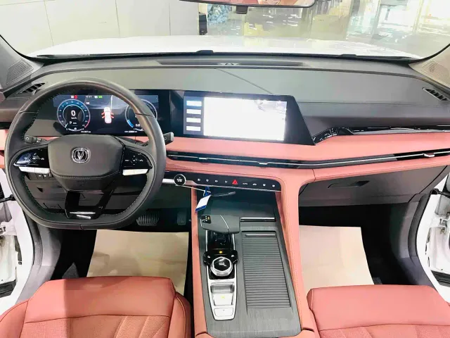 Changan CS75 Plus — Фото автомобиля 7