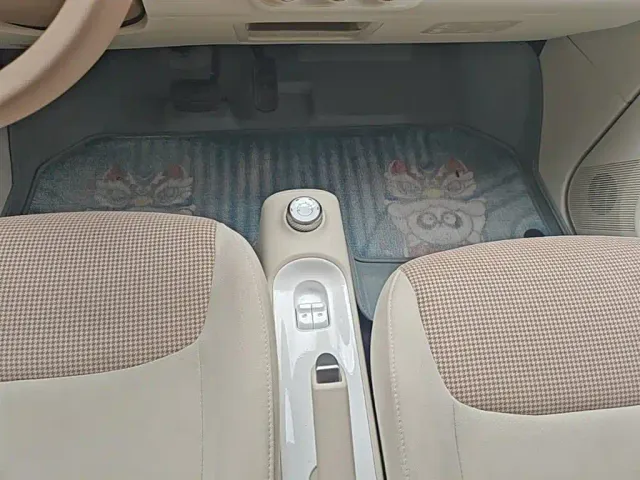 Wuling Hongguang Mini EV — Фото автомобиля 13