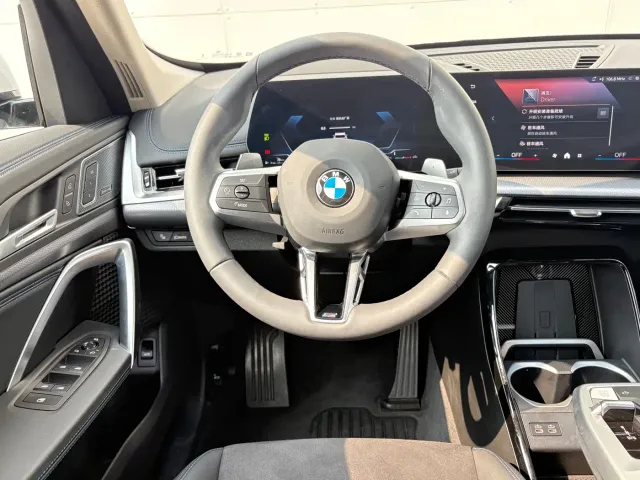 BMW X1 — Фото автомобиля 11