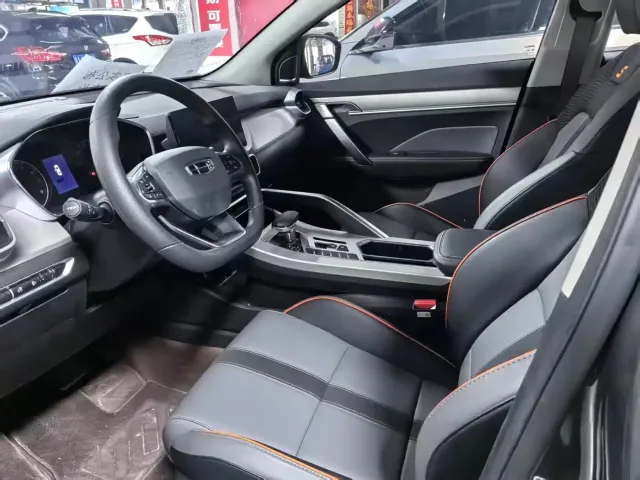 Geely Binyue — Фото автомобиля 9
