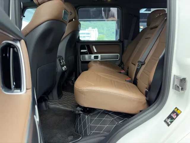 Mercedes-Benz G-Class — Фото автомобиля 12