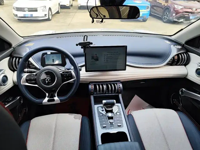 BYD Yuan PLUS — Фото автомобиля 9