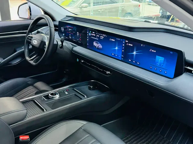 Ford Mondeo — Фото автомобиля 10