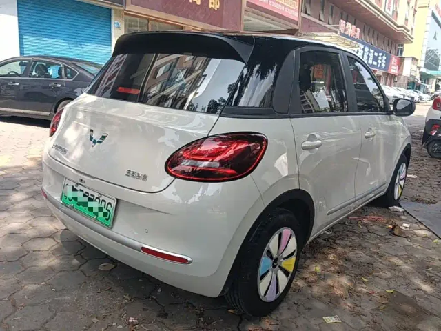 Wuling Bingo — Фото автомобиля 6
