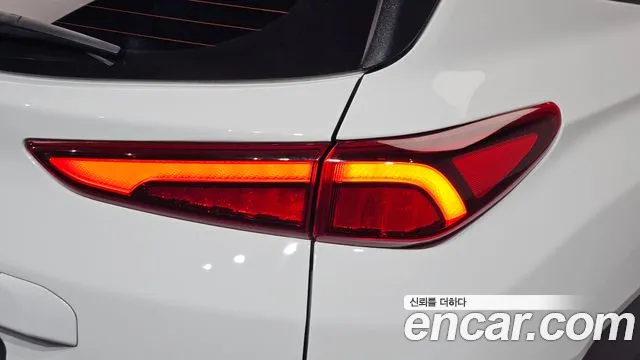 Hyundai Kona — Фото автомобиля 22