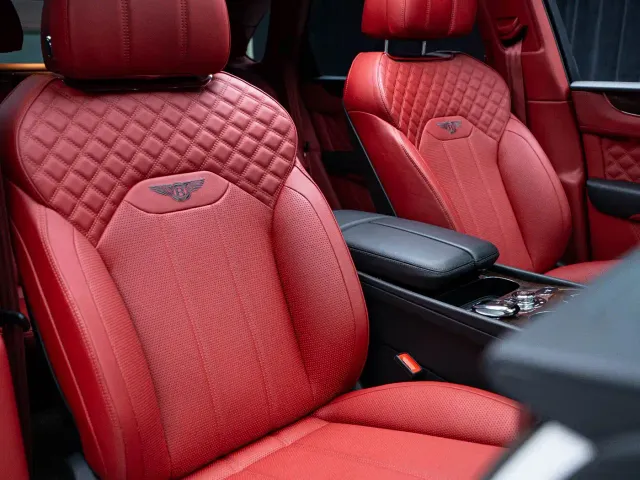 Bentley Bentayga — Фото автомобиля 16