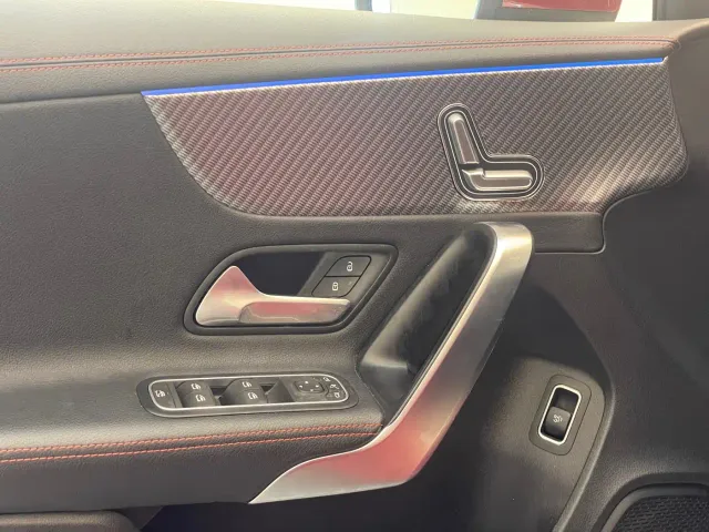 Mercedes-Benz A-Class — Фото автомобиля 6