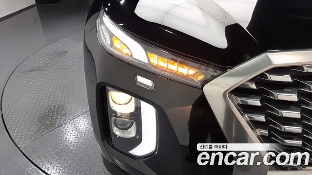 Hyundai Palisade Palisade Дизель 2.2 2WD — Фото автомобиля 5