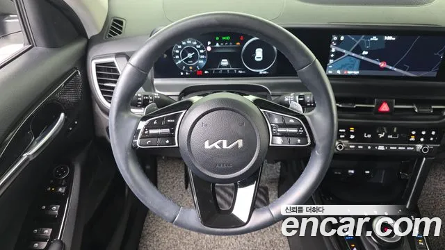 Kia Seltos Новый Seltos Бензин 2.0 4WD — Фото автомобиля 13