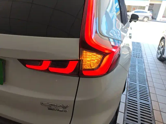 Honda CR-V — Фото автомобиля 7
