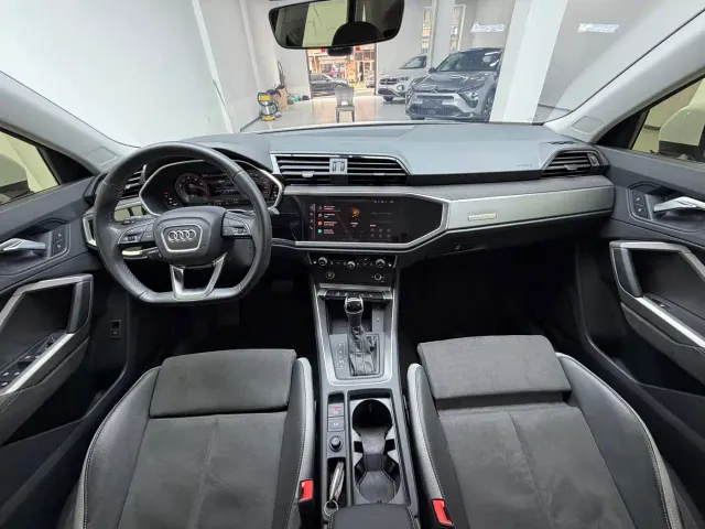 Audi Q3 — Фото автомобиля 15