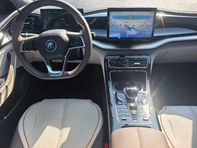 BYD Qin PLUS — Фото автомобиля 5
