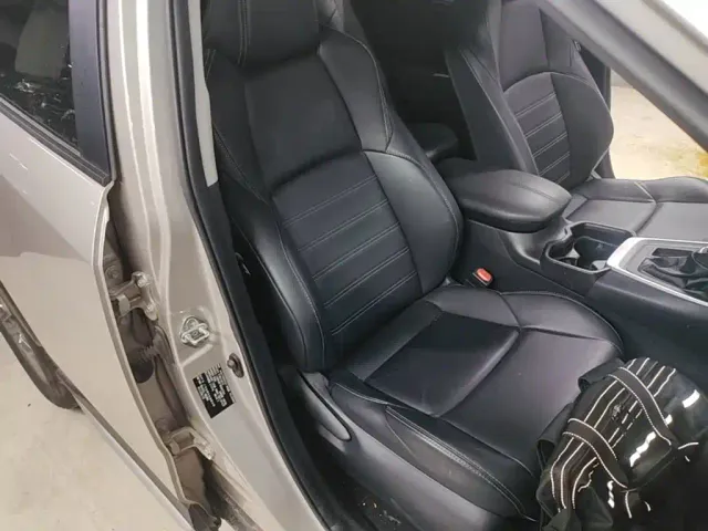 Toyota Wildlander — Фото автомобиля 24