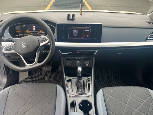 Volkswagen Lavida — Фото автомобиля 6