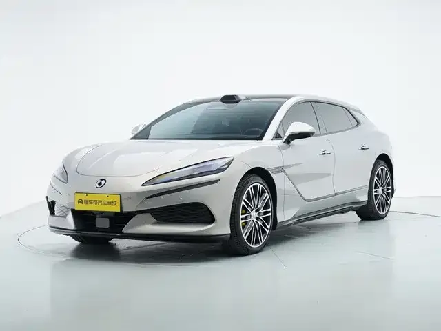 Фотография автомобиля — Denza Z9GT