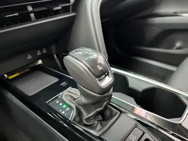 Toyota Camry — Фото автомобиля 14