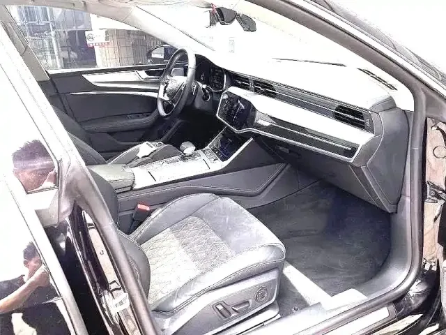 Audi A7L — Фото автомобиля 7