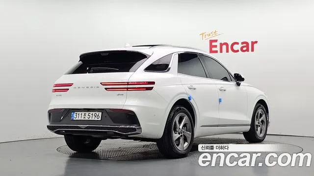 Genesis GV70 — Фото автомобиля 2