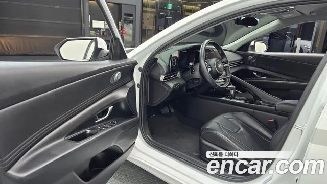 Hyundai Avante CN7 — Фото автомобиля 15