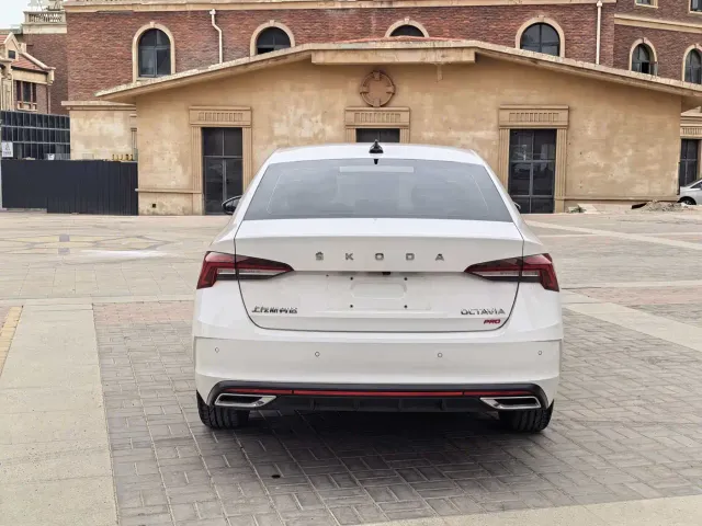 Skoda Octavia — Фото автомобиля 4