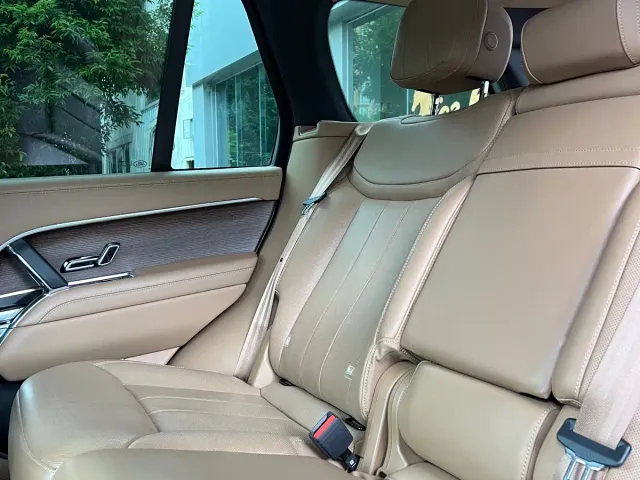 Land Rover Range Rover — Фото автомобиля 9