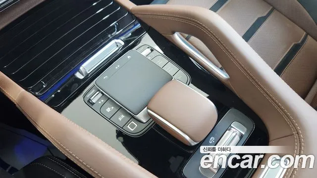 Mercedes-Benz GLE-Class — Фото автомобиля 9