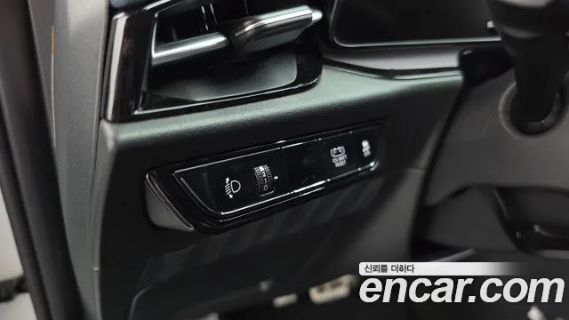 Kia Niro The All New — Фото автомобиля 24
