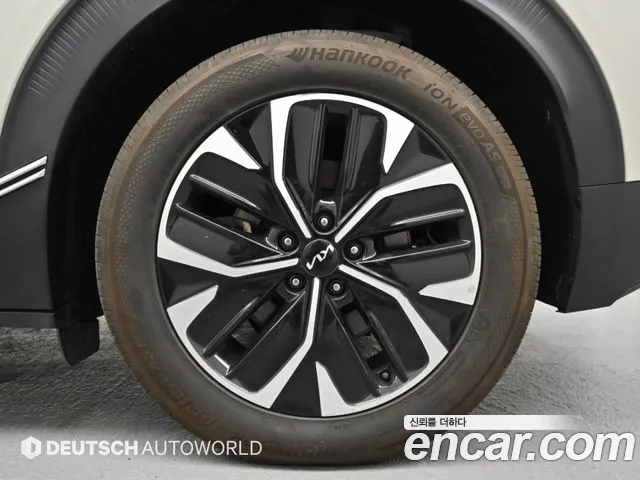 Kia EV6 — Фото автомобиля 5