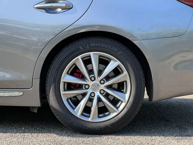 Infiniti Q50L — Фото автомобиля 13