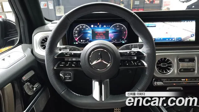 Mercedes-Benz G-Class — Фото автомобиля 16