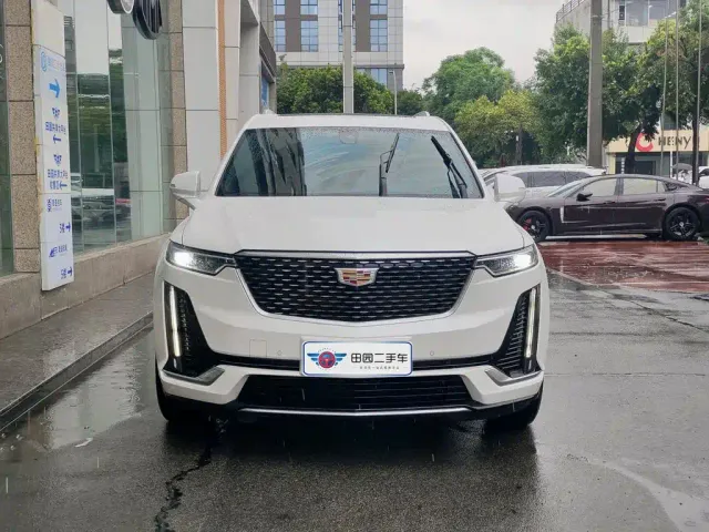 Cadillac XT6 — Фото автомобиля 2