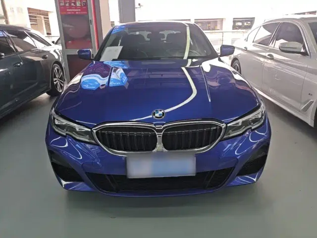 BMW 3 Series — Фото автомобиля 2