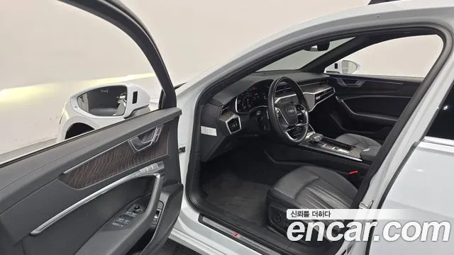 Audi A6 C8 — Фото автомобиля 15